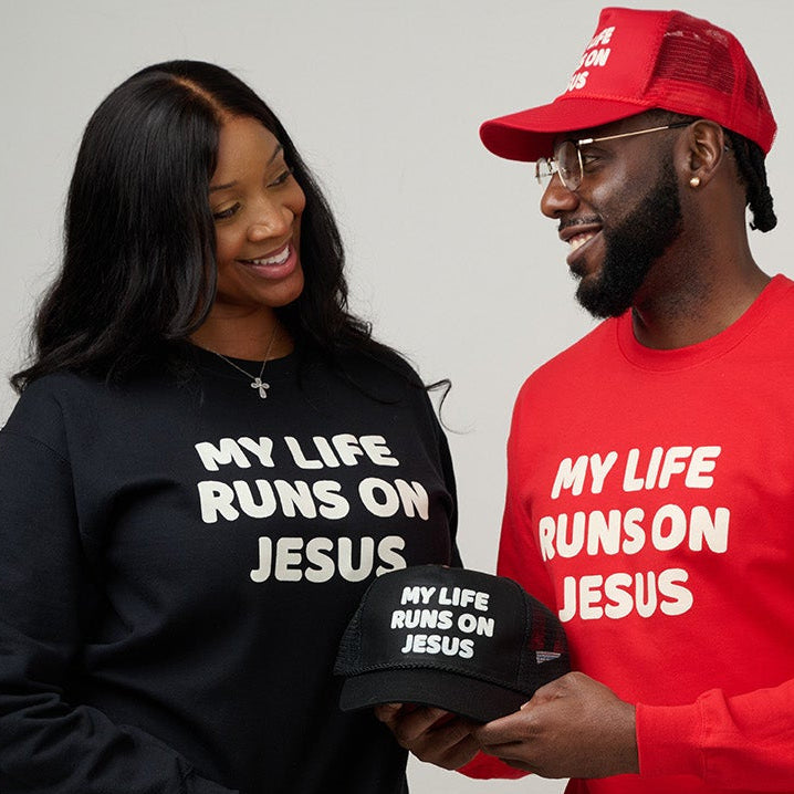 MY LIFE RUNS ON JESUS TRUCKER (ONE SIZE)